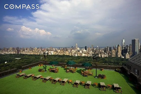 Rented by Compass | media 24