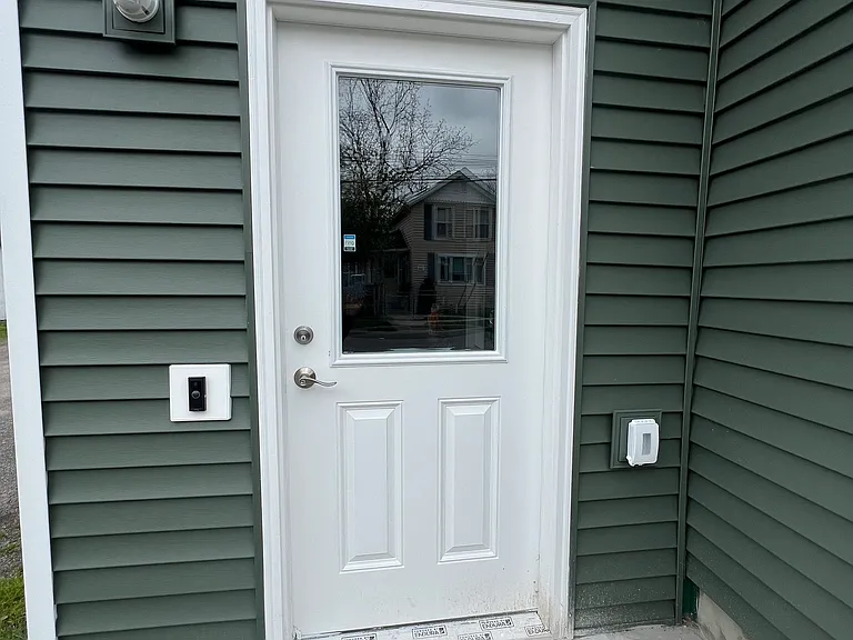 13 Columbia Ave — Photo 6
