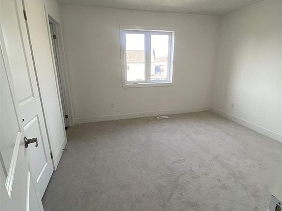 2nd image of 77 Kentledge Ave