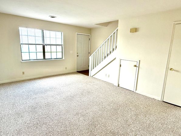 184 Oak Grove Rd APT 8