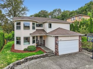201 Lind Ave NW, Renton, WA 98057