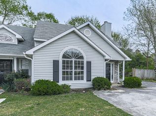 15 Oxford Ct, Cartersville, GA 30121