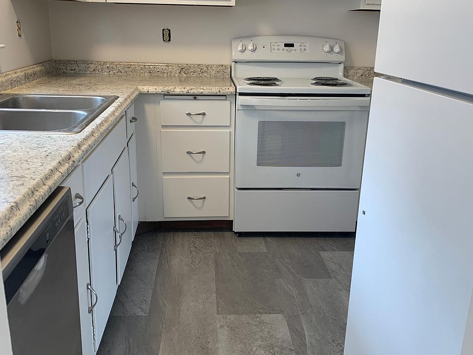 New stove and dishwasher!