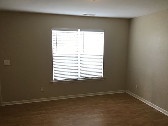 2nd image of 3500 Sherbourne Ln
