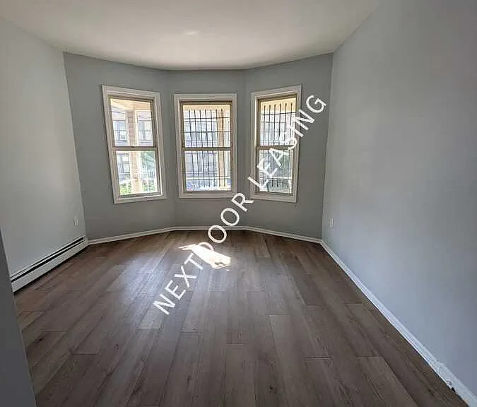 200 Bergen Ave #1M — Photo 8