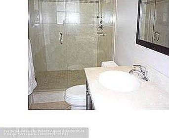 4th image of 2031 NE 60th St