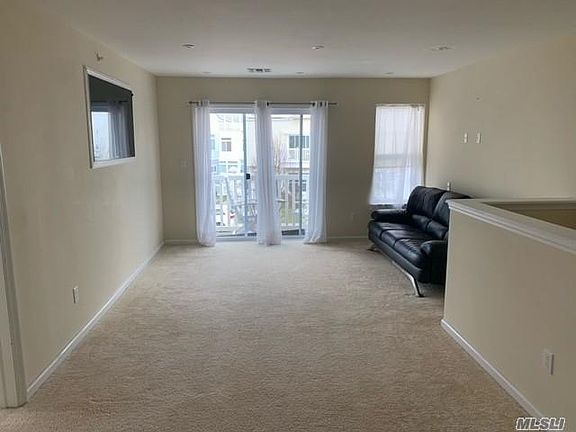 4th image of 6407 Ocean Ave N