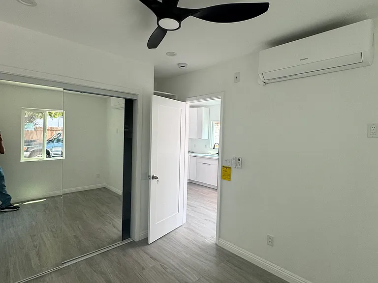 4357 1/2 York Blvd — Photo 3