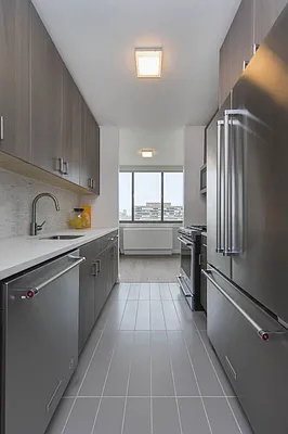 Rented by Greystar | media 3