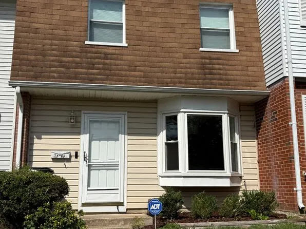 14646 Ponderosa Ct, Woodbridge, VA 22191