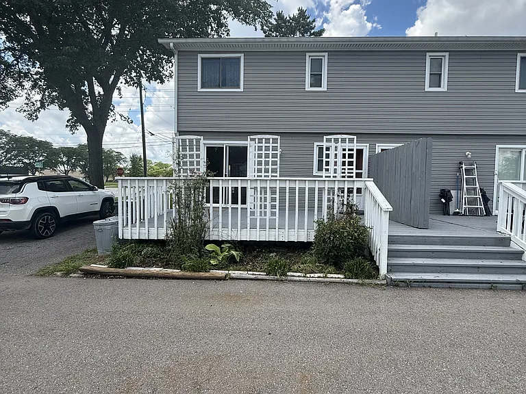 2504 John R Rd #1 — Photo 11