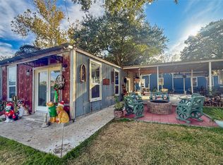 841 S Loop 497 Rd, Kenney, TX 77833