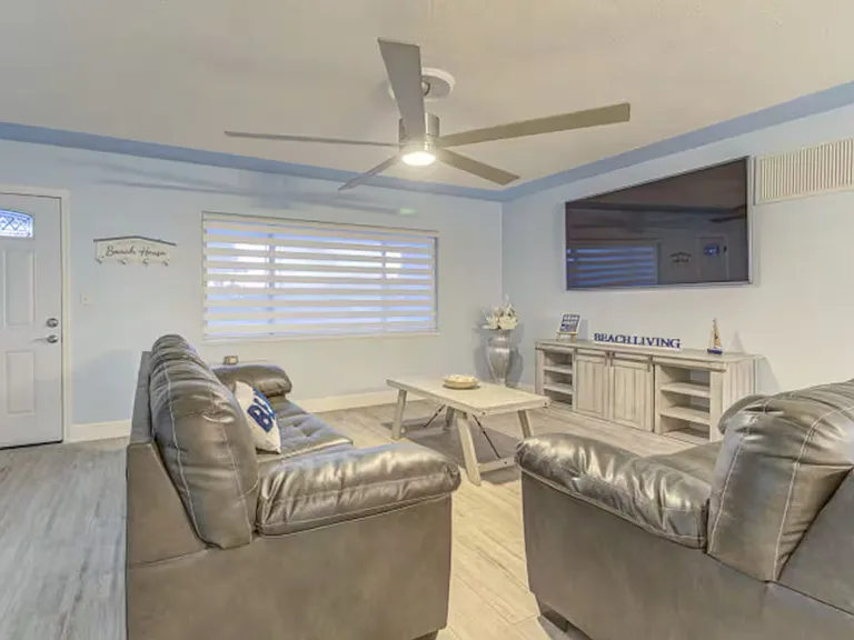 5151 Duhme Rd — Photo 10