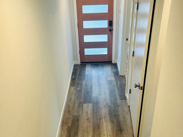 2523 S Washington St — Photo 30