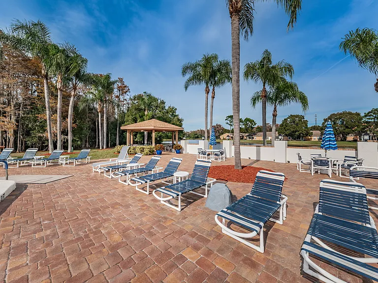48-web-or-mls-16-Patio_07112026