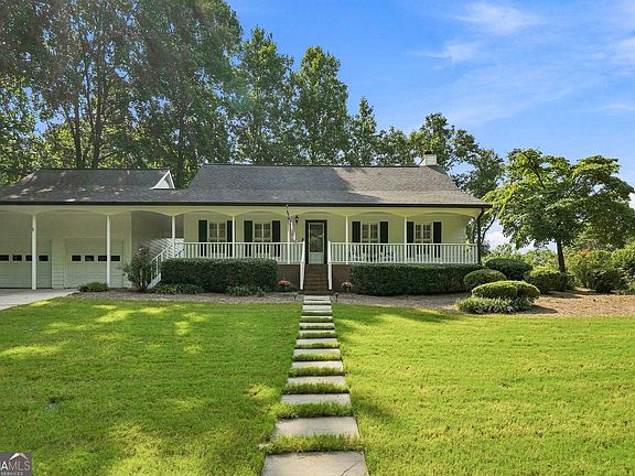 3rd image of 3750 Hickory Ridge Ct