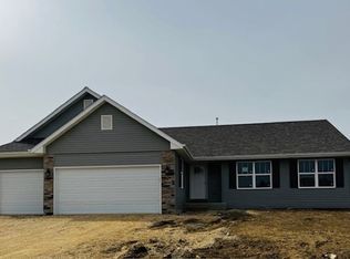 1110 Burlington Way, Davis Junction, IL 61020