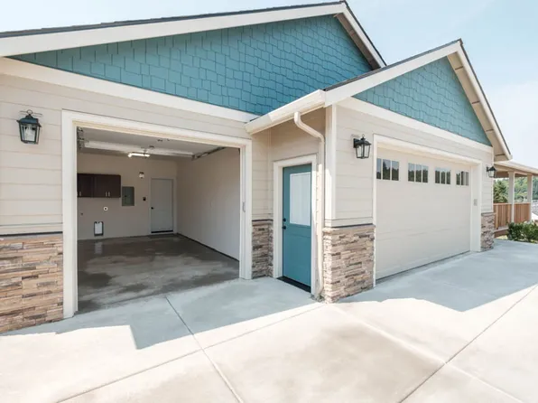 776 Riley Dr, Silverton, OR 97381