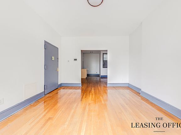 3rd image of 379 W 125th St APT 3