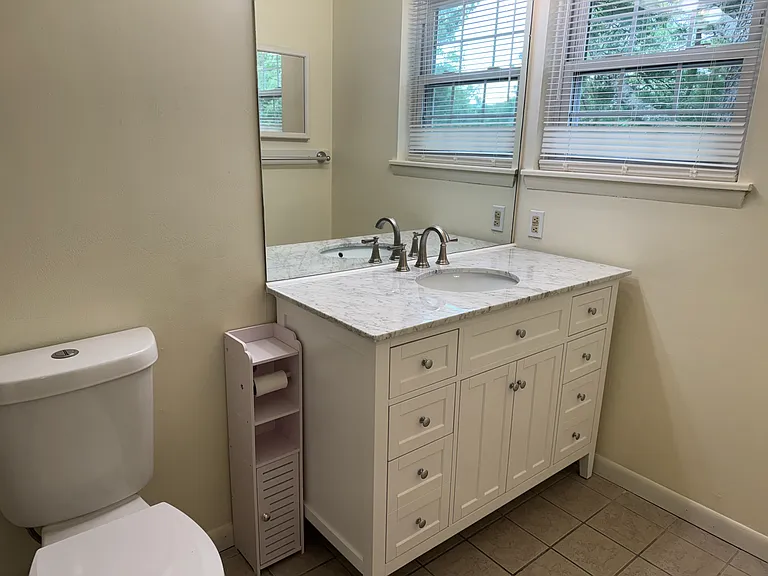 4 Meadow Ridge Rd #4 — Photo 13
