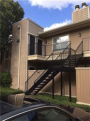 5th image of 712 Bering Dr #712D