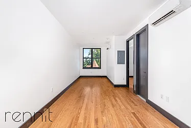 Rented by Rennit Inc.