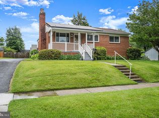4616 Harlan St, Rockville, MD 20853