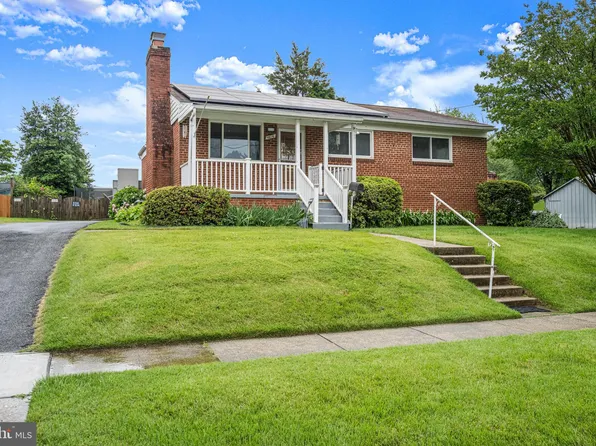 4616 Harlan St, Rockville, MD 20853