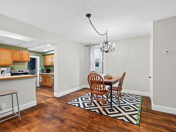 5th image of 1838 Jackson St NE
