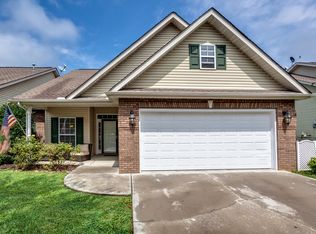 7242 Oakfield Ln, Powell, TN 37849