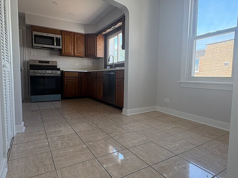 4946 N Menard Ave #2 — Photo 6