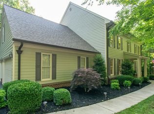 5447 Ridgelea Estates Dr, Roanoke, VA 24018