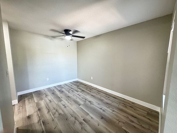 4th image of 5055 W Hacienda Ave Building 2047-7