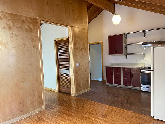4th image of 307A Lindsay St