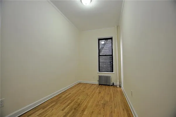 Rented by Buchbinder & Warren | media 7