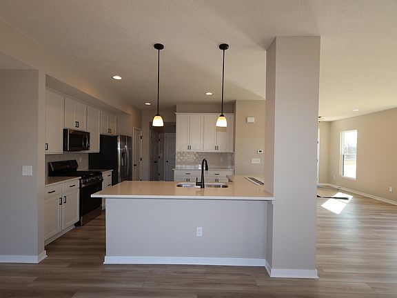 4th image of 5524 Fawnsbury Ct
