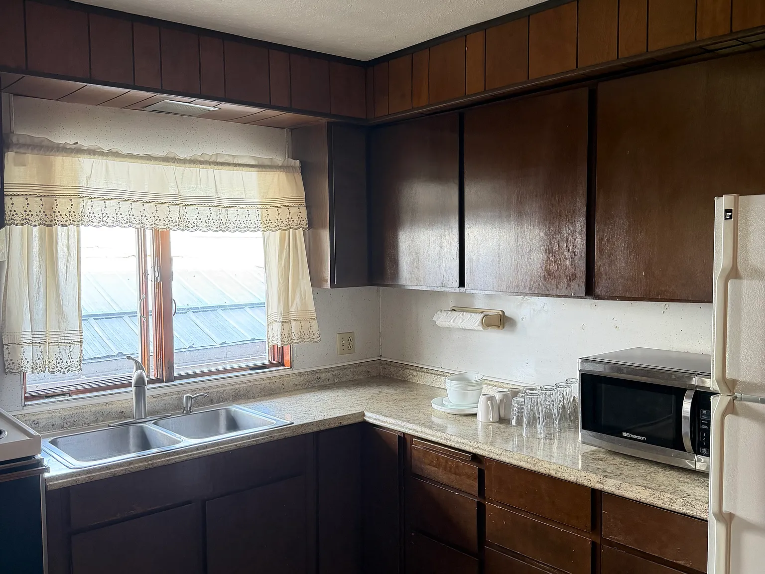 119 Bridget Ave — Photo 2