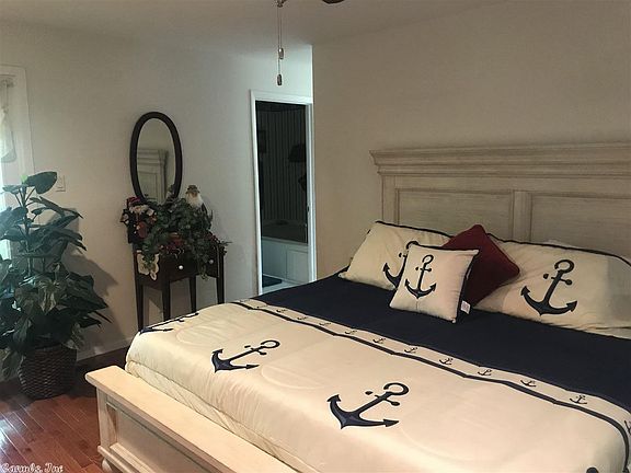 5th image of 36A Peninsula Dr #15-A