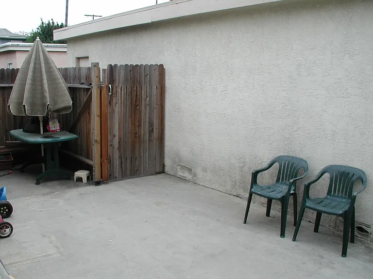 4733 W 173rd St — Photo 22