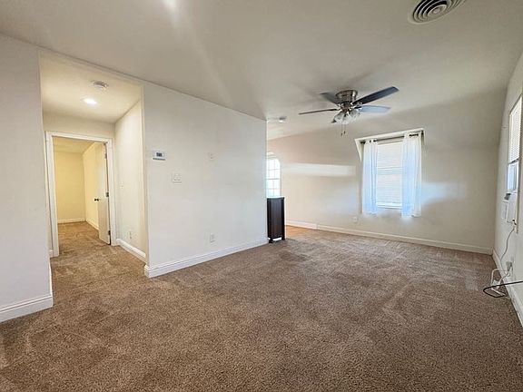 2nd image of 1000 W Yosemite Ave Unit B