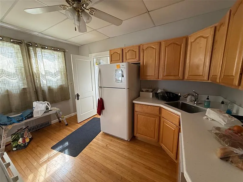 2 bed, $3,100 — Photo 4