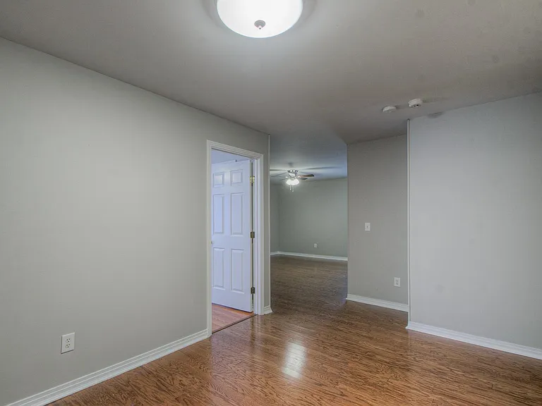 202 Brooke Castle Dr #202 — Photo 13