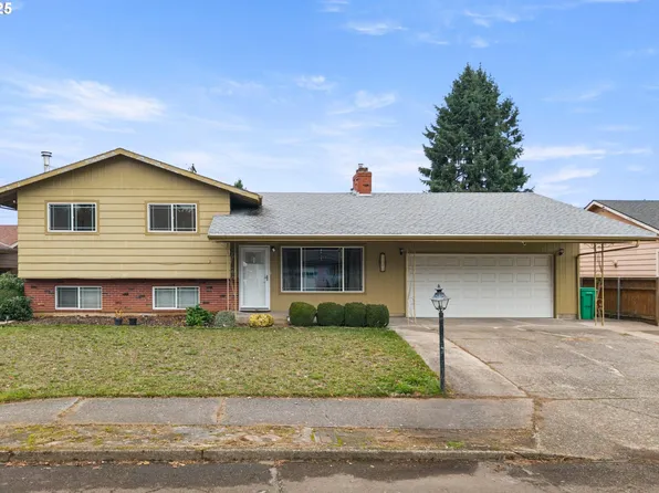 17705 NE Multnomah Dr, Portland, OR 97230