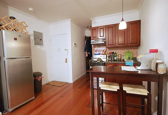 Rented by REAL New York | media 10