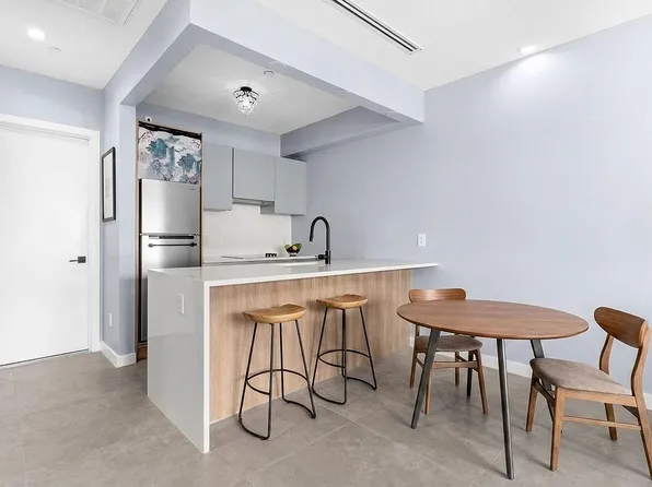 17 Diamond St #4A, Brooklyn, NY 11222