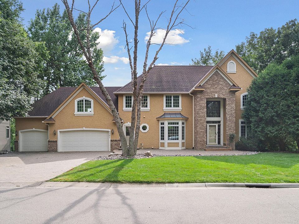 6381 Oxbow Bnd, Chanhassen, MN 55317 | Zillow