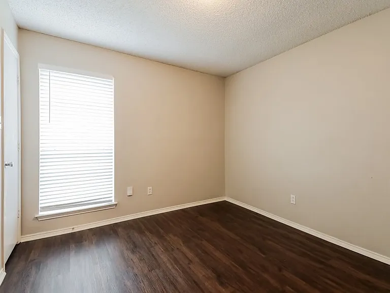 2824 Bent Brook Dr — Photo 14