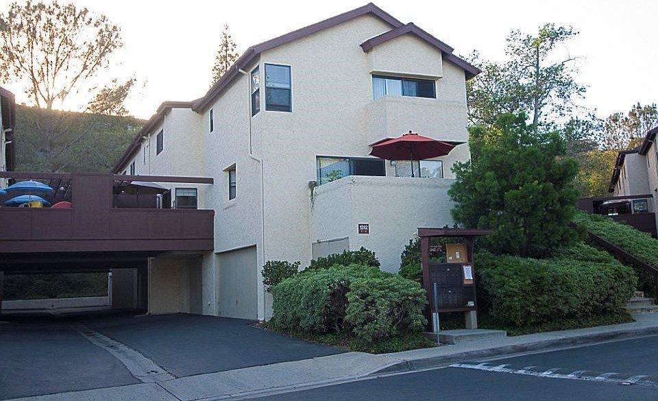 1st image of 1242 River Glen Row Unit 38