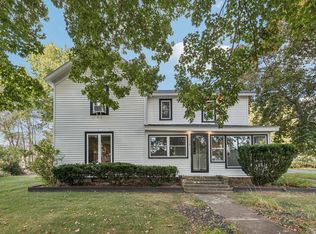 115 State St, Maple Park, IL 60151