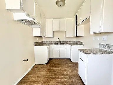 5th image of 10107 S Hoover St APT 3